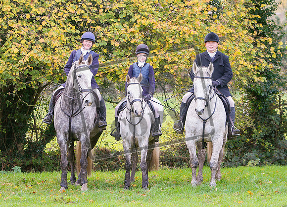 Una, Evie and Simon Holohan at the meet of the Kildare Foxhounds